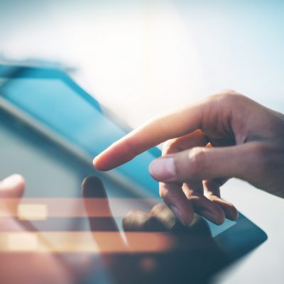 タブレットでのペーパーレス化とは？メリットと注意点を簡単解説
